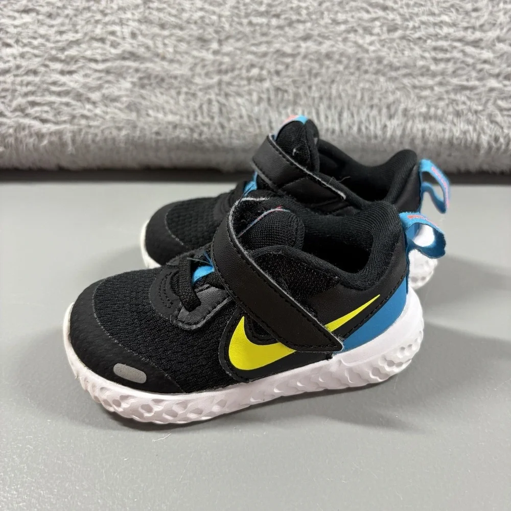 Nike Revolution Sneakers Toddler 5C Bundle Lot of 2 Blue Black